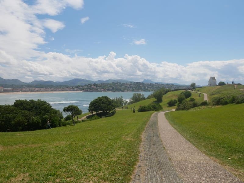 Saint-Jean-de-Luz and Biarritz