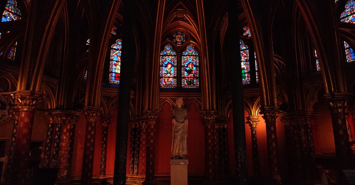 Catch the light at Sainte-Chapelle, Paris, France