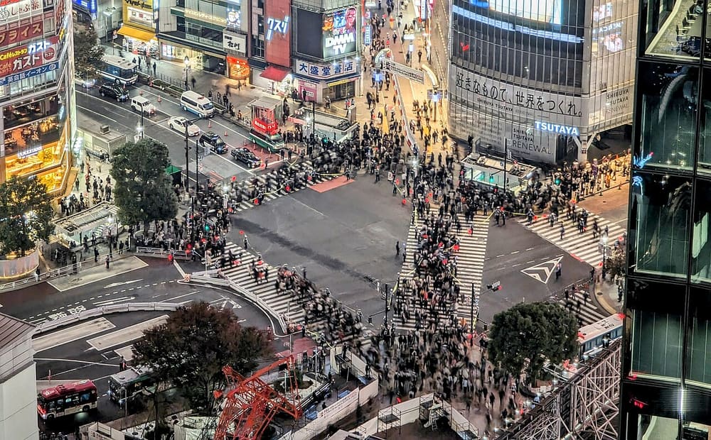 Shibuya Crossing, Tokyo, Japan (Wimup)