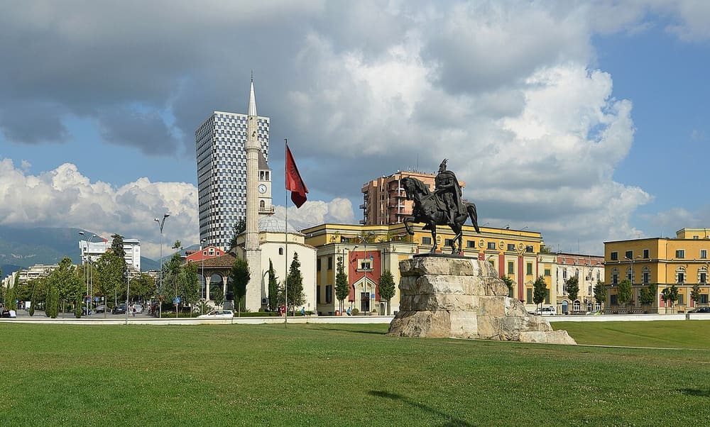 Skanderbeg Square, Tirana (Wimup)