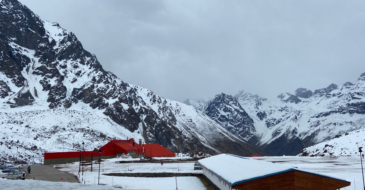 Portillo, Andes, Chile, skiing travel guide (Wimup)