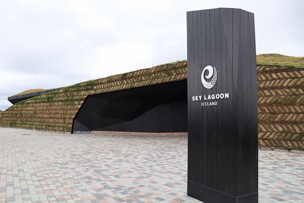 Sky Lagoon, Reykjavik (Wimup)