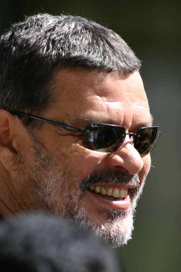 Sócrates, Brazil (portrait via Wikimedia Commons)