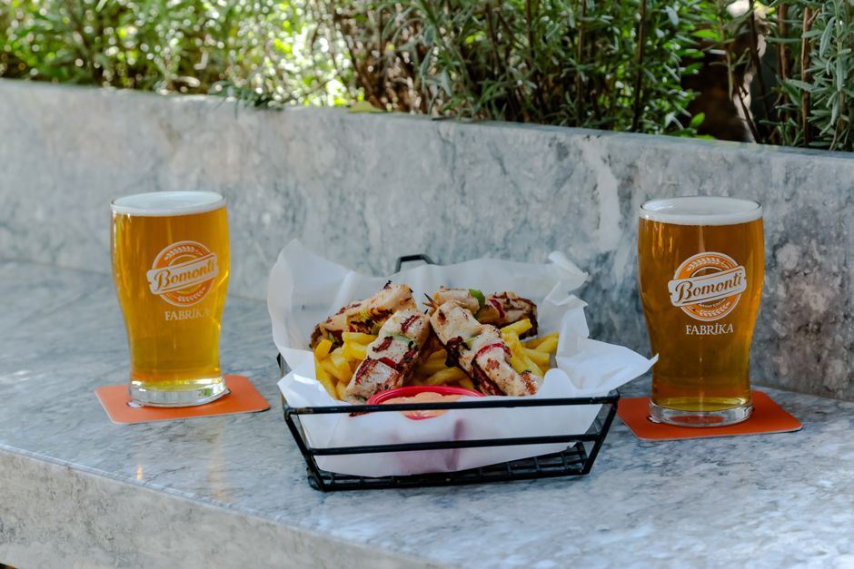 Speight's Gold Medal Ale, Dunedin (Wimup travel guide)