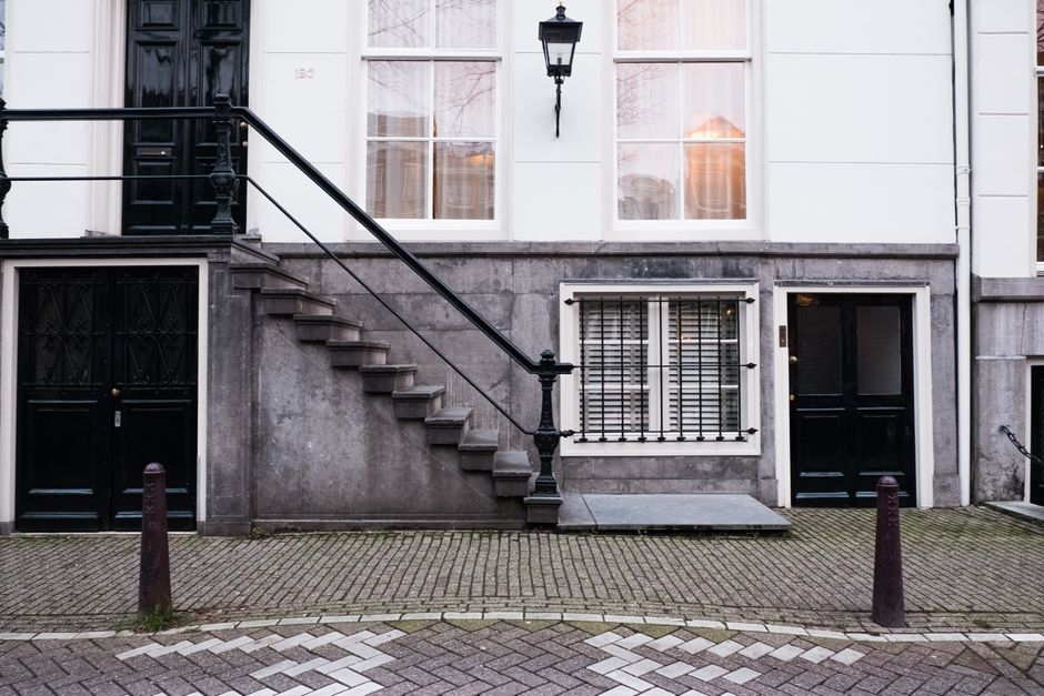 Step into the Begijnhof, Amsterdam, Netherlands
