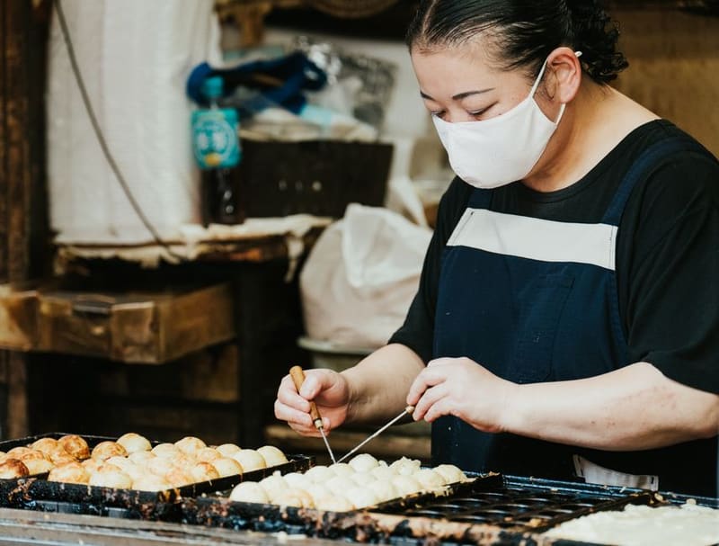 Takoyaki, Osaka (Wimup travel guide)