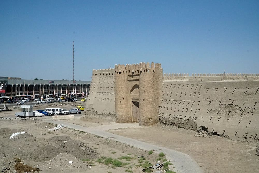 Talipach Gate and the city wall