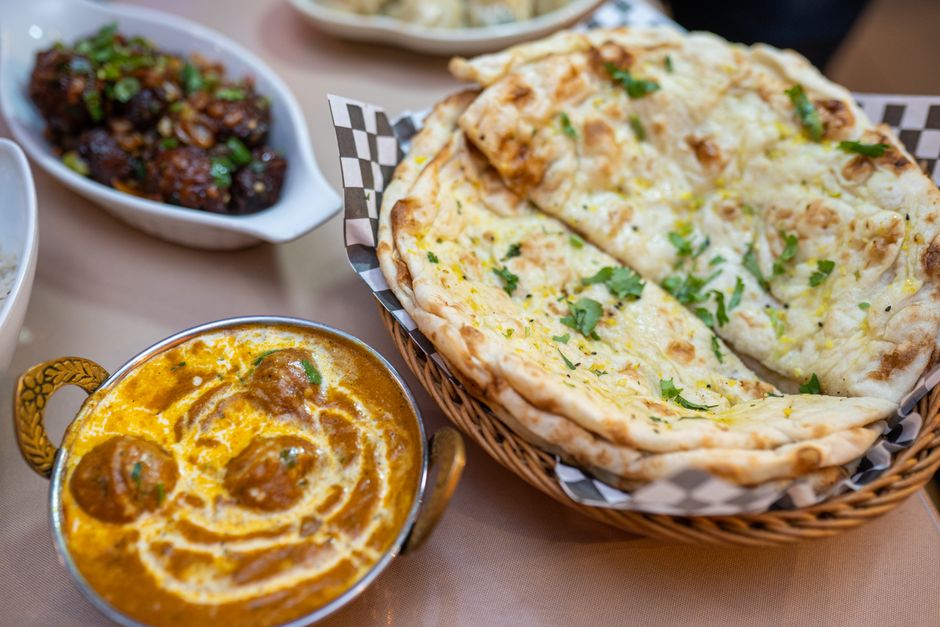 Tandoori naan, India dish (Wimup)