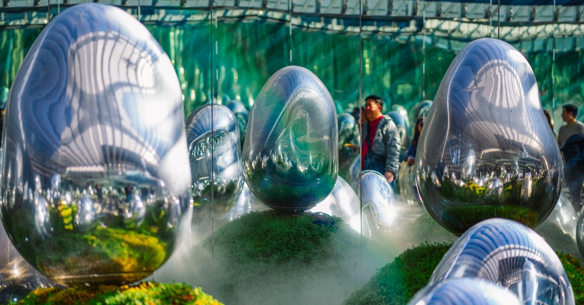 Wade through teamLab Planets, Tokyo, Japan