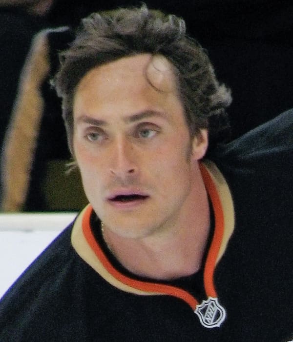Teemu Selänne, Finland (portrait via Wikimedia Commons)