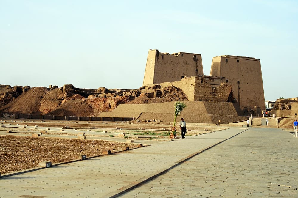 Edfu and Kom Ombo