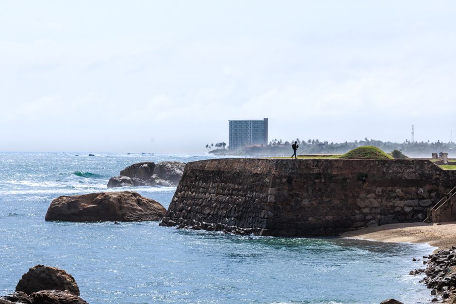 The rampart walk, Galle (Wimup)