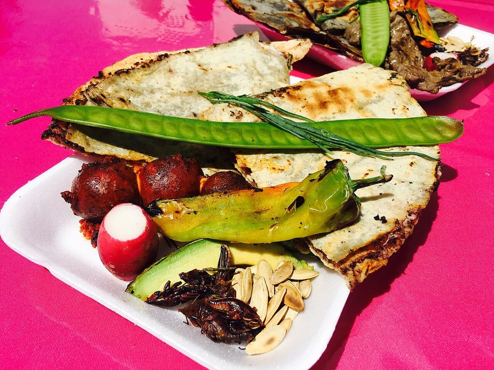 Tlayuda, Oaxaca (Wimup travel guide)