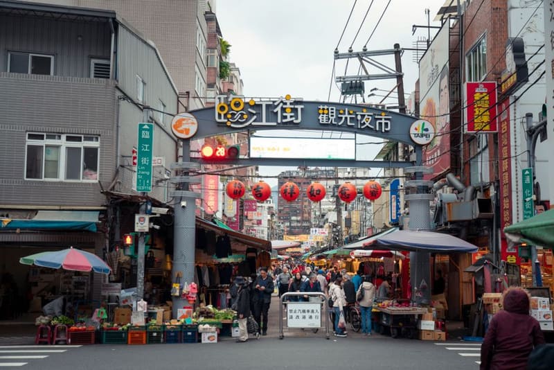 Tonghua (Linjiang Street) Night Market