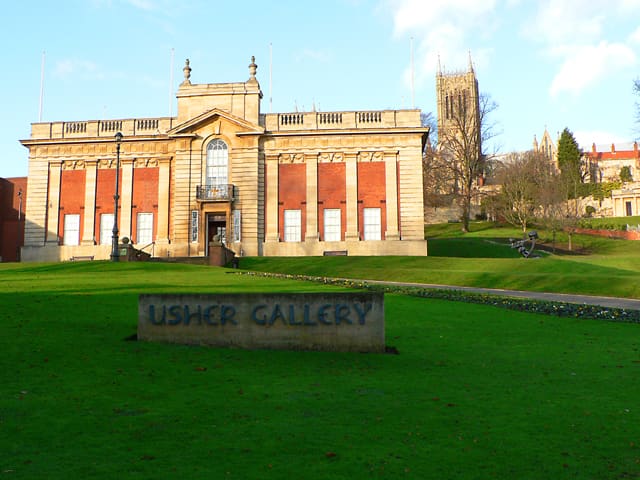 the Usher Gallery and Temple Gardens, Lincoln, United Kingdom (Wimup)