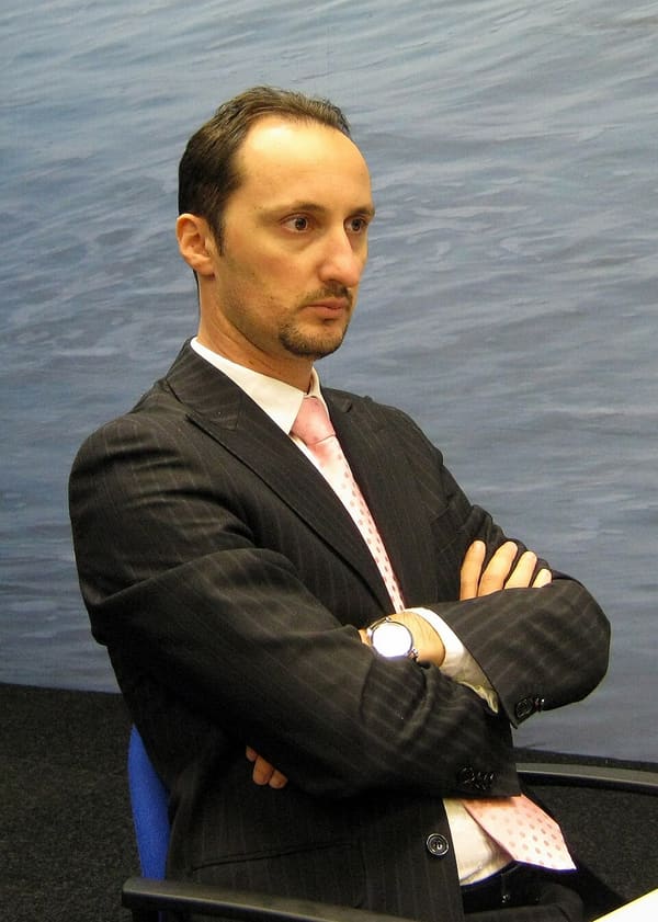 Veselin Topalov, Bulgaria (portrait via Wikimedia Commons)