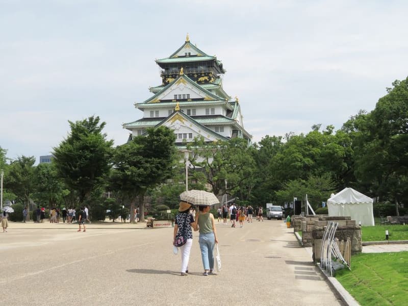Walk the keep at Osaka Castle, Osaka, Japan