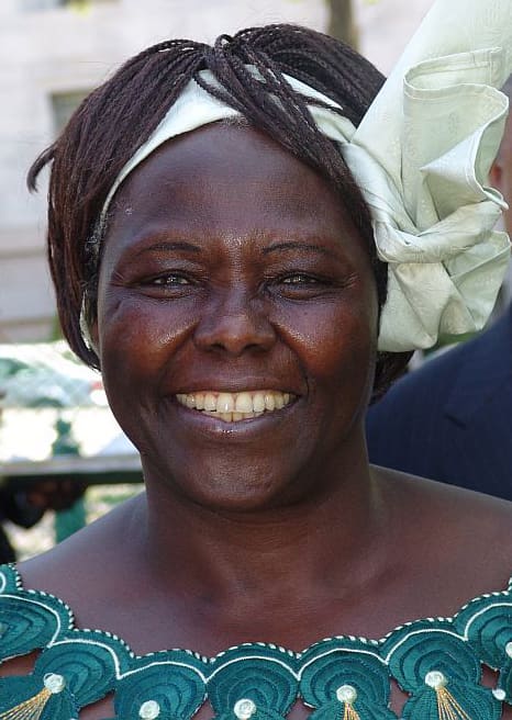 Wangari Maathai, Kenya (portrait via Wikimedia Commons)