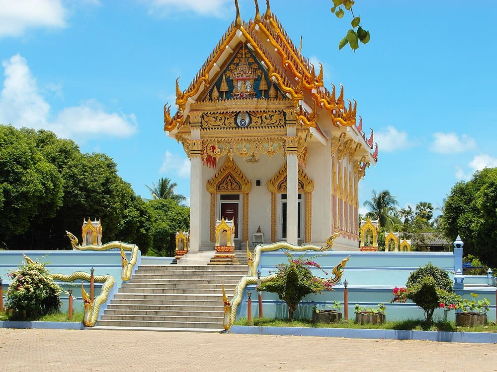 Wat Khunaram, Ko Samui, Thailand (Wimup)