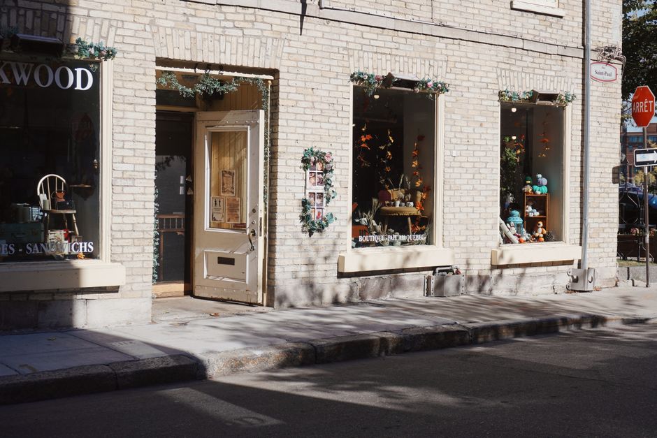 Water Prince Corner Shop
