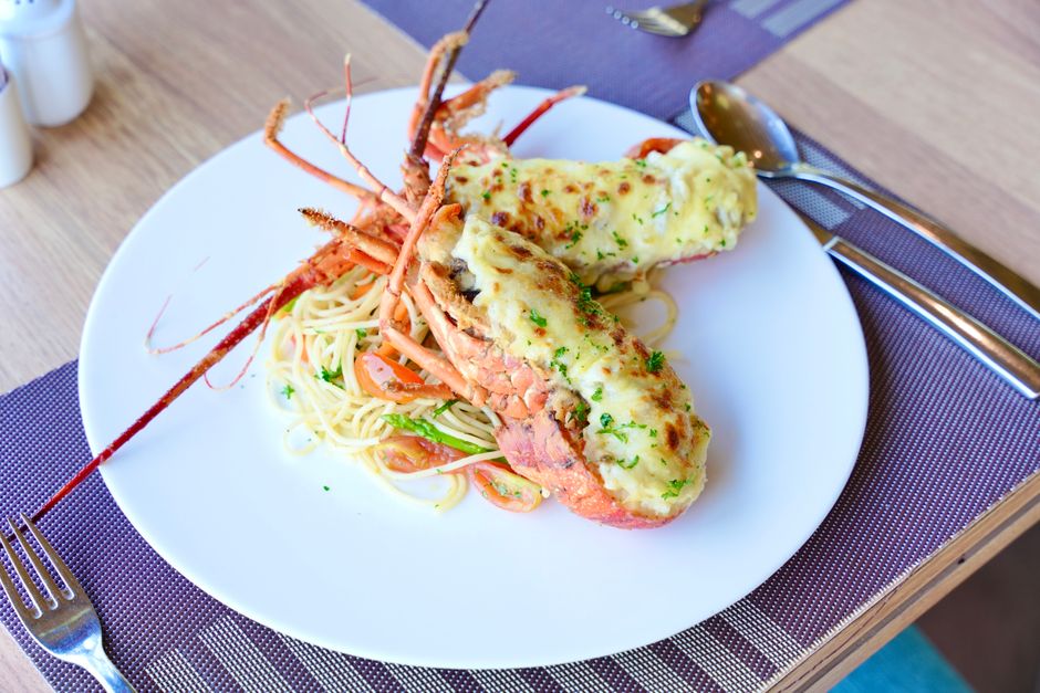 Western rock lobster, Perth (Wimup travel guide)