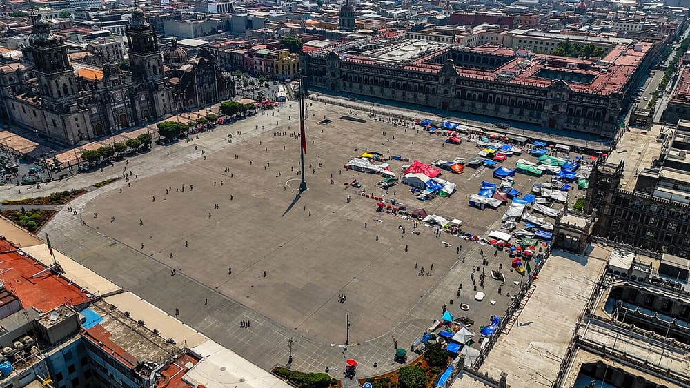Zócalo, Mexico City, Mexico (Wimup)